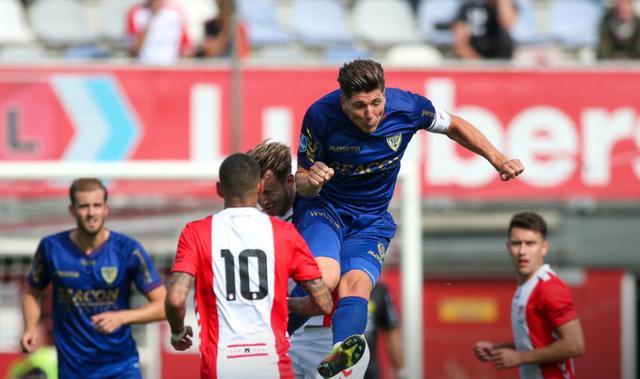 到欧足联的 到欧足联的