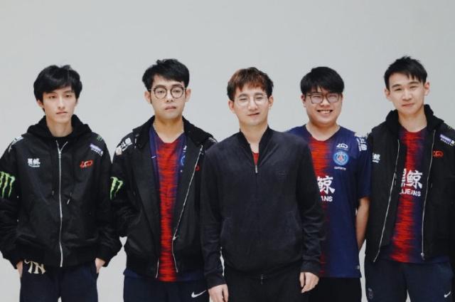 状况无疑是 状况无疑是