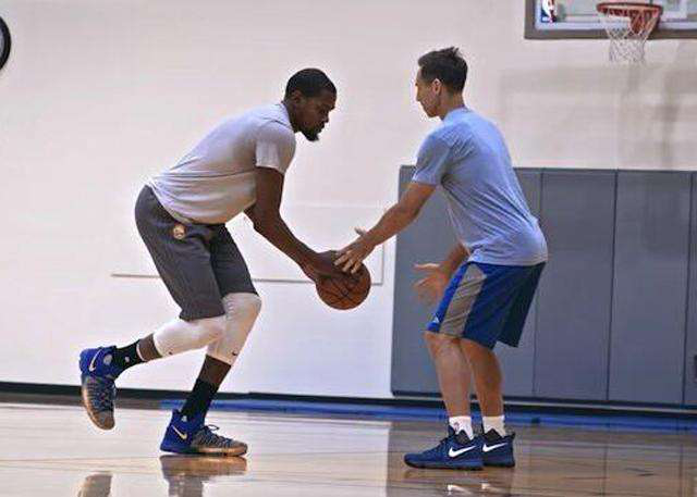 深圳队的胜 深圳队的胜